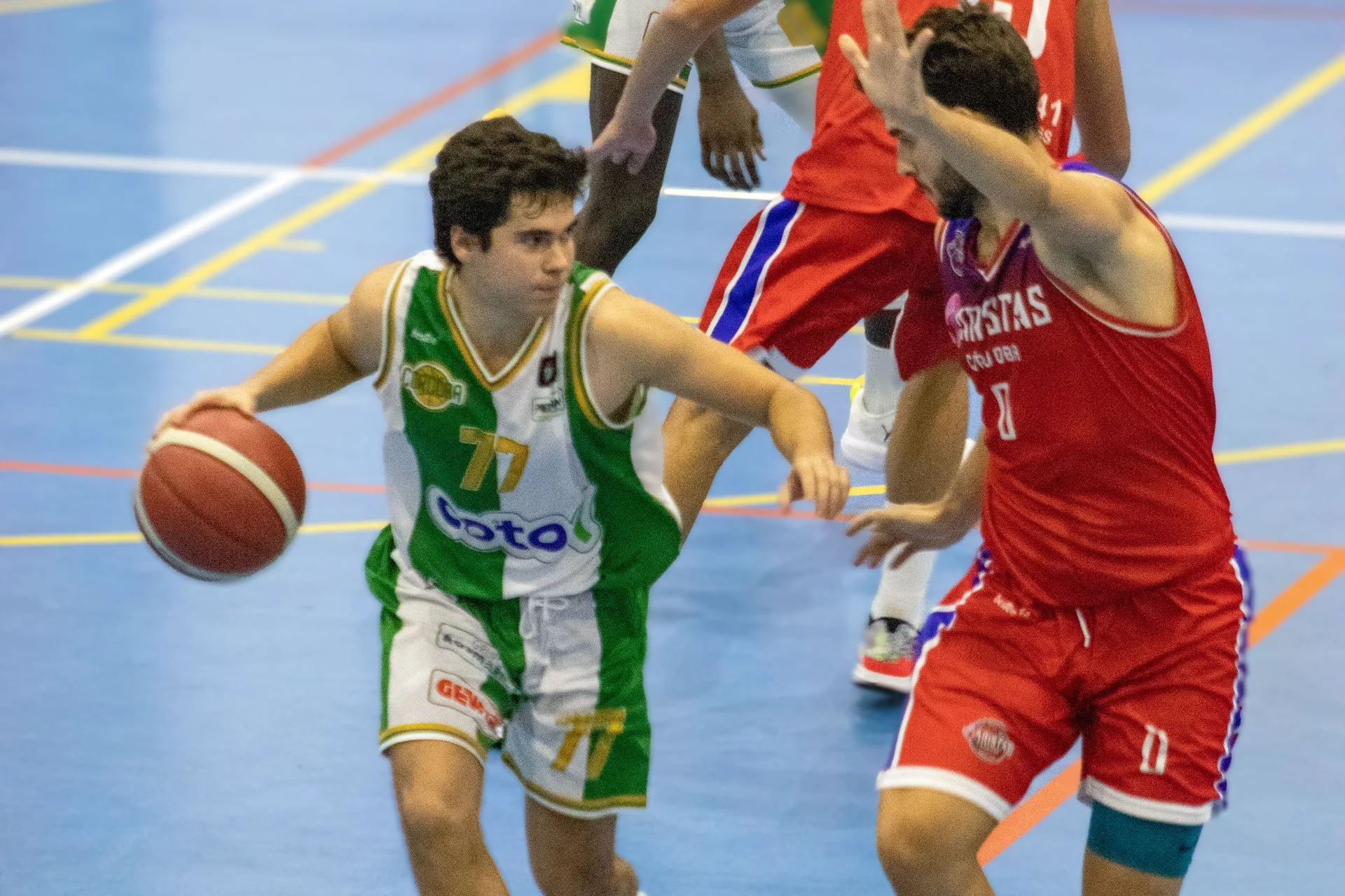 Un nuevo escalón contra Maristas Pastor durante el partido de Copa contra Maristas.
