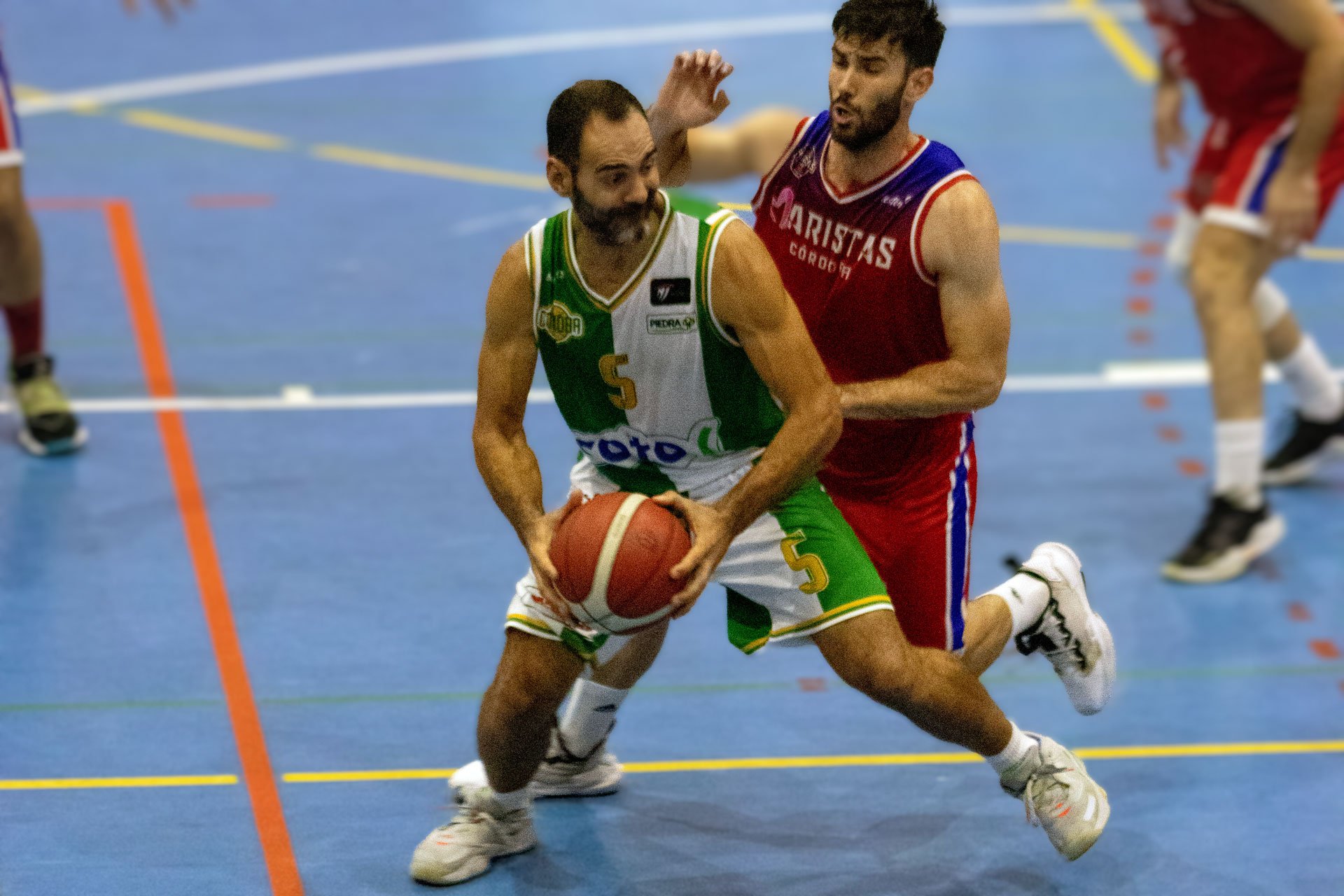  Lance del partido de Copa. 