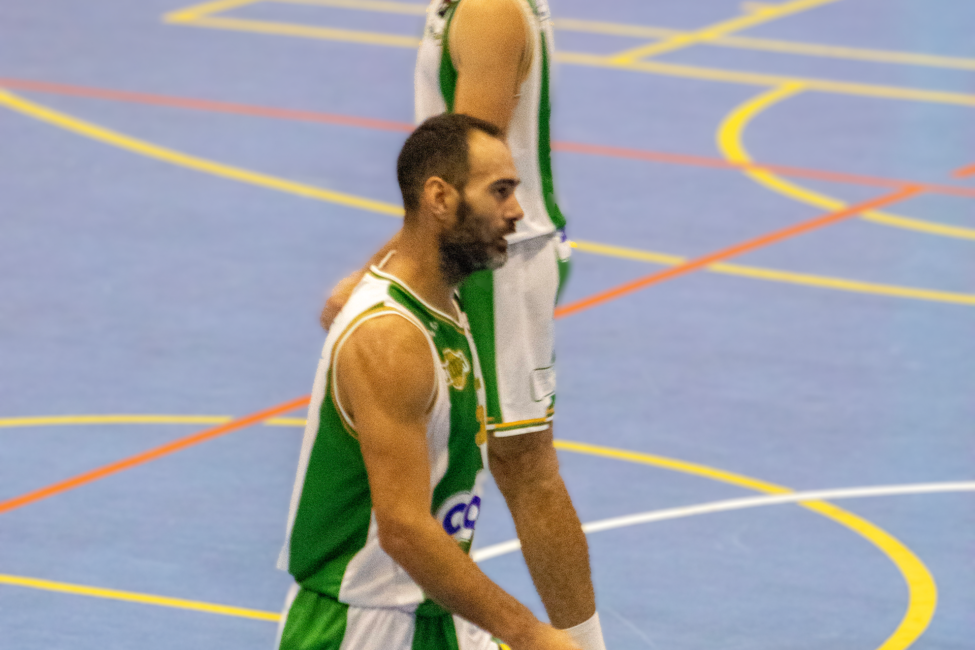  Antonio Martínez en un lance de partido. 