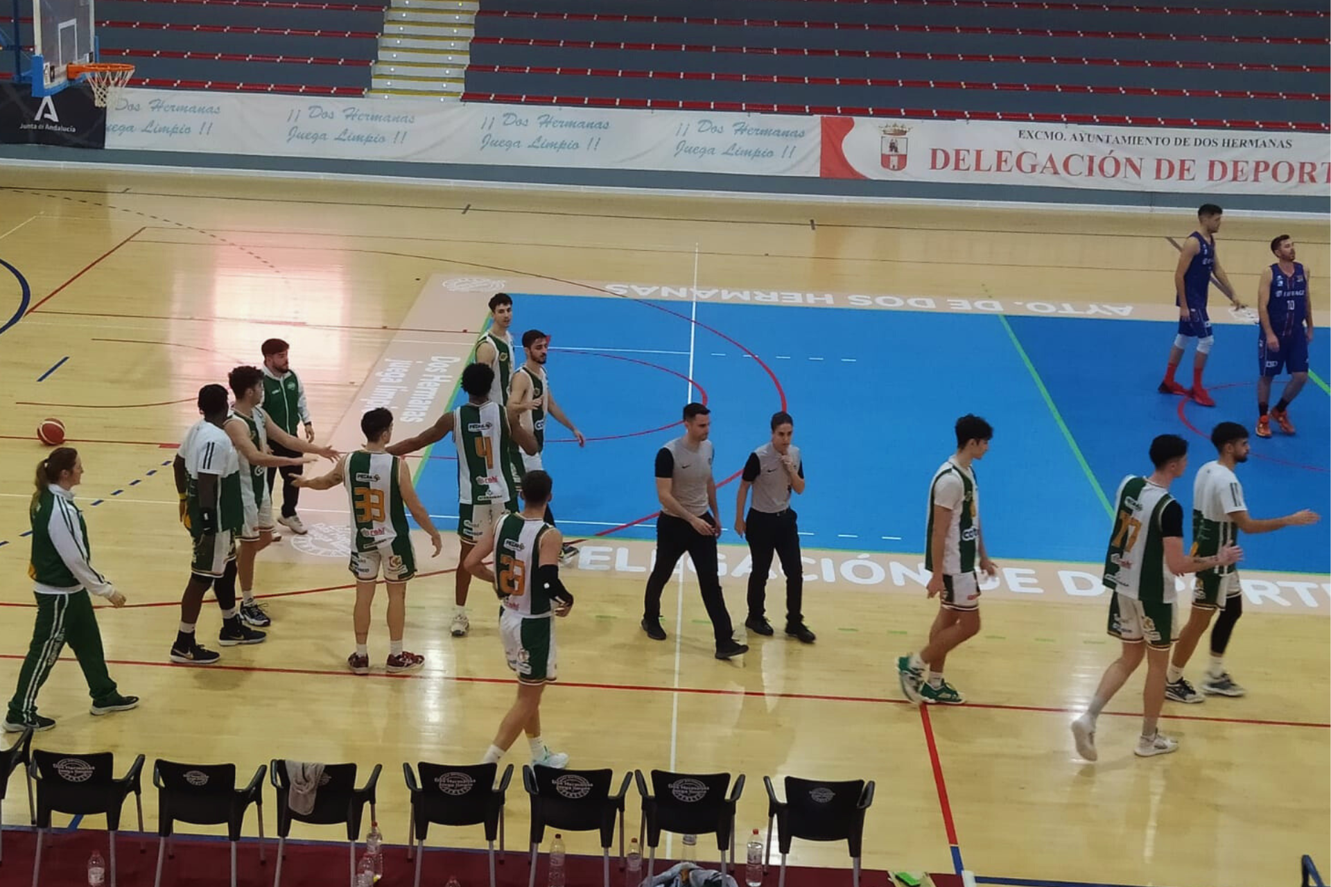 Diez minutos de oro puro para ganar en Dos Hermanas Pabellón “Los Montecillos” de Dos Hermanas.