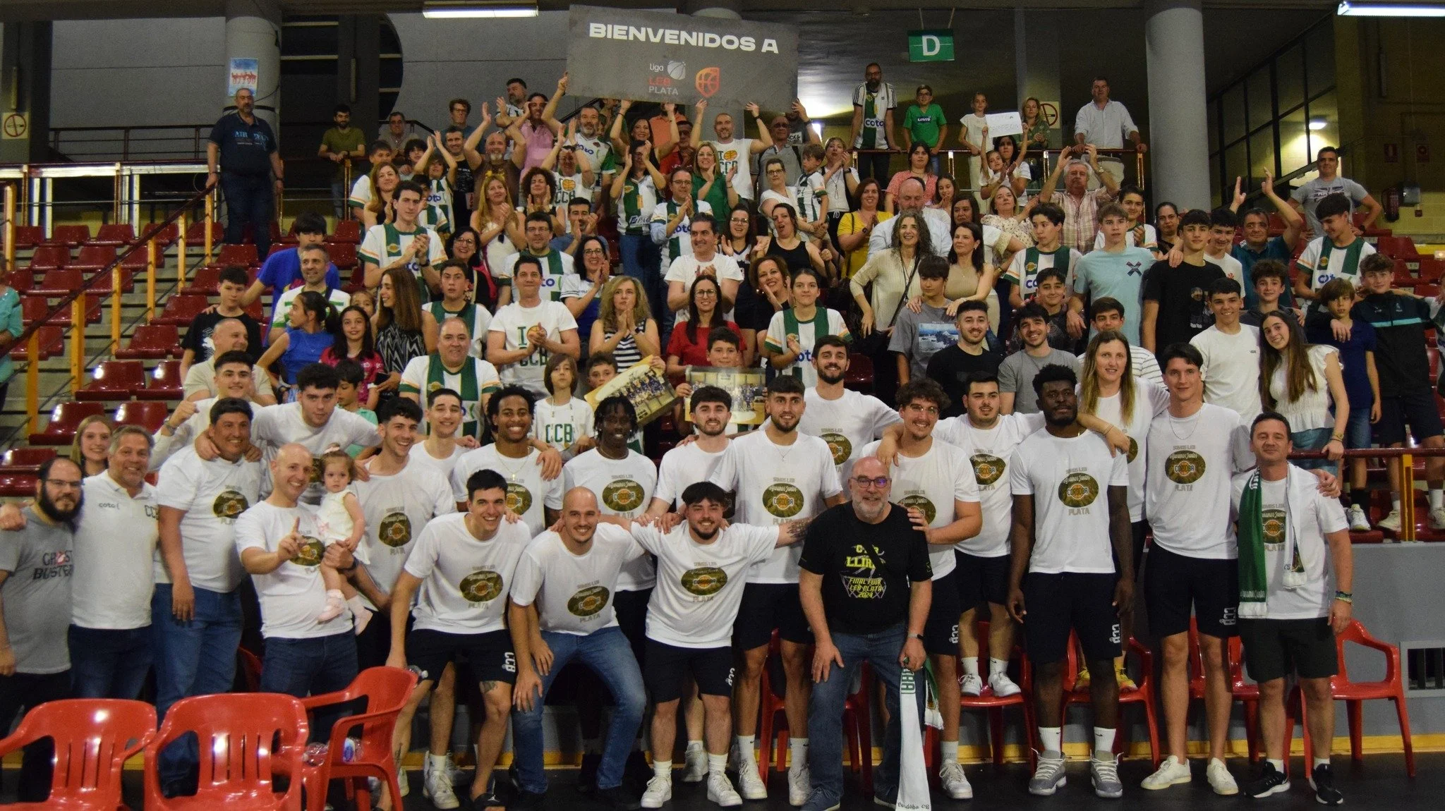  Familia blanquiverde… artífices del ascenso a LEB Plata. 