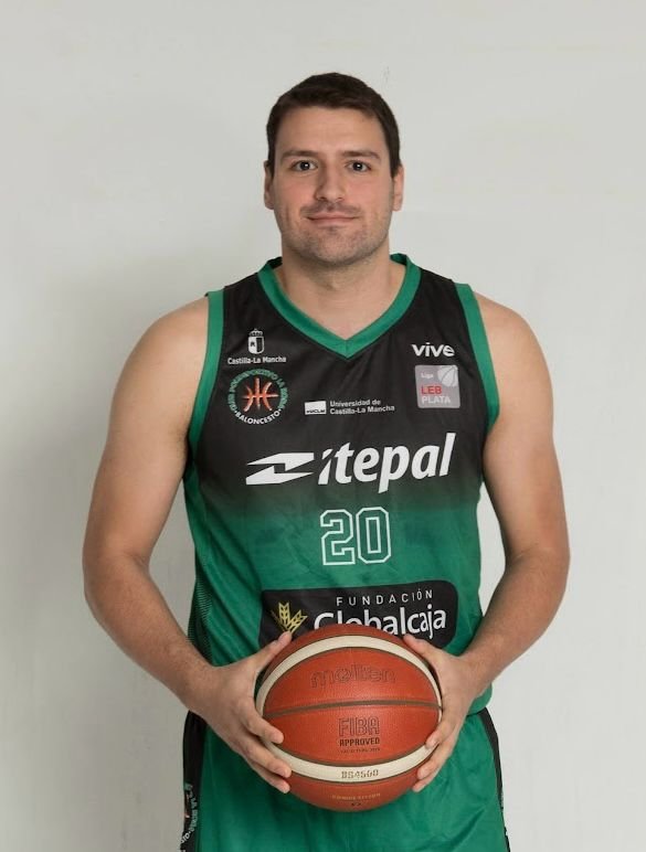 CCB refuerza con Francisco del Águila la posición ala-pívot CCBPAGODELACC81GUILAc
