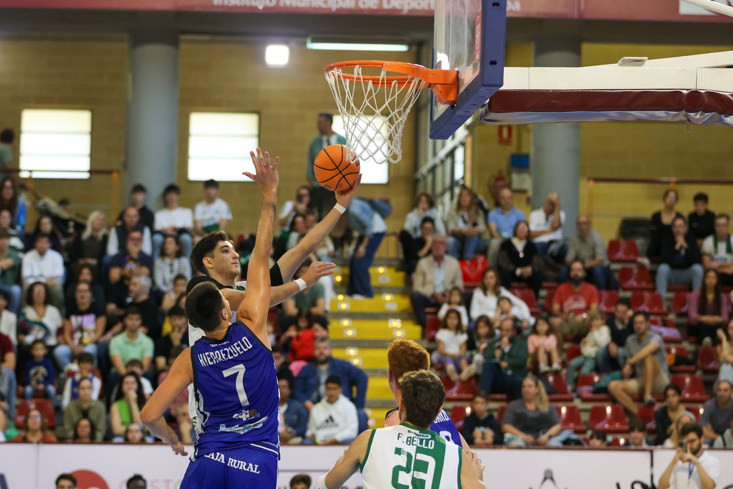 CCb cae ante ponferrada 83-36, primera derrota FJPF3738