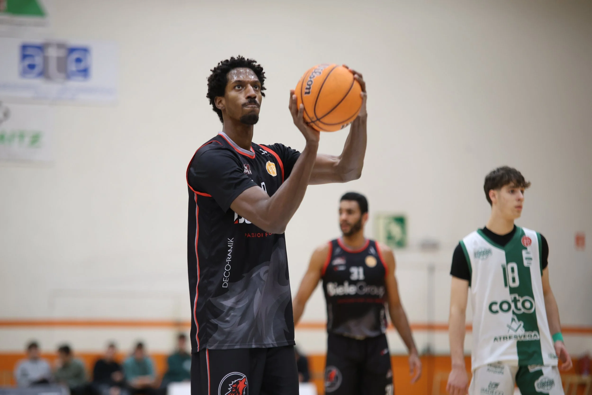 CCB PIERDE 81-72 EN AZPEITIA ANTE BIELE ISB 9X3A0166
