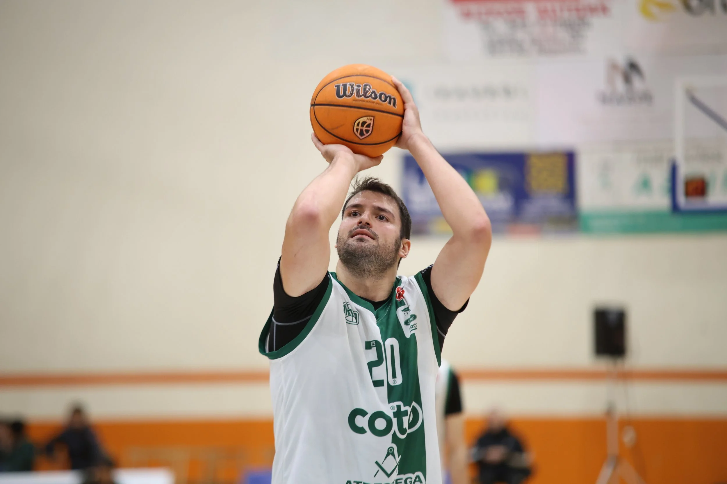 CCB PIERDE 81-72 EN AZPEITIA ANTE BIELE ISB 9X3A0178