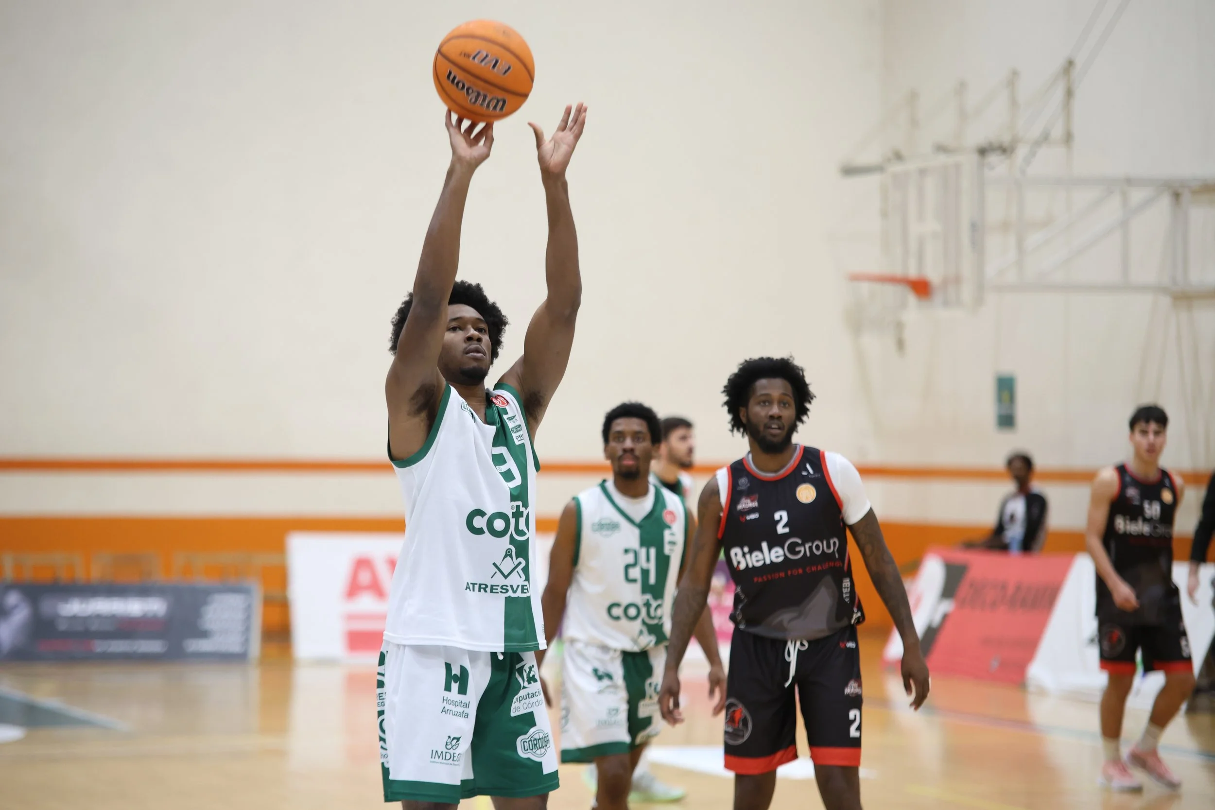 CCB PIERDE 81-72 EN AZPEITIA ANTE BIELE ISB 9X3A0231