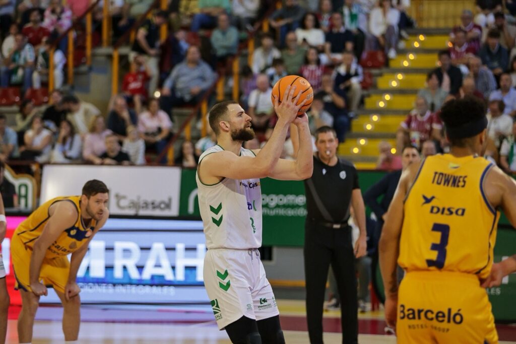 El Cajasol Coto Córdoba cae ante el Cajasiete Gran Canaria en Vista Alegre (65-99) 70f2e073 4a5c 4591 840f 917d86b028b2