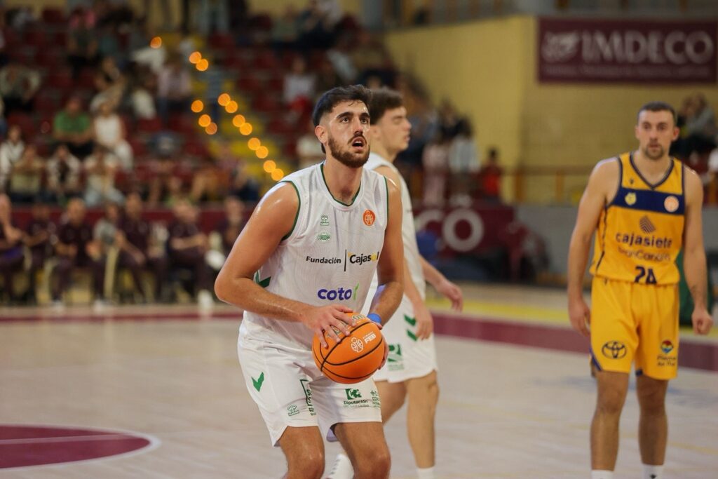 El Cajasol Coto Córdoba cae ante el Cajasiete Gran Canaria en Vista Alegre (65-99) c1f766ec eee8 49c9 8cb1 3f5818040971